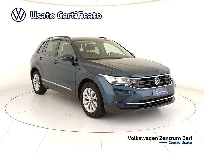 Usata VW Tiguan Life 150 CV (110 kW) 2022 Blu SUV