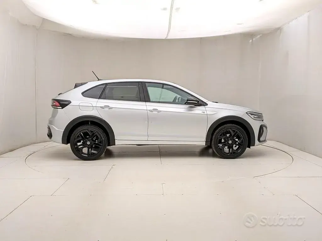 Usata VW Taigo R-line 116 CV (85 kW) 2026 Grigio SUV