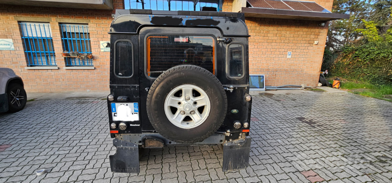 Usato 2005 Land Rover Defender Diesel (29.000 €)