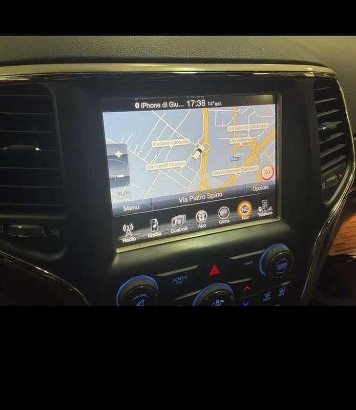 Usata Jeep Grand Cherokee Laredo 190 CV (139 kW) 2016 Bianco SUV