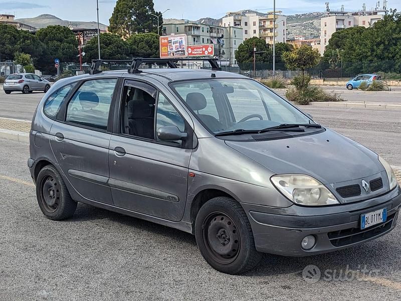 Usata Renault Scénic 2000 Monovolume