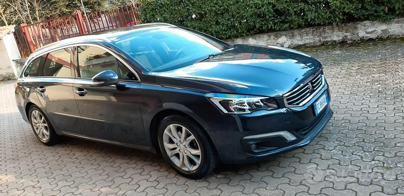 Usata Peugeot 508 SW 120 CV (88 kW) 2016 Blu Station wagon