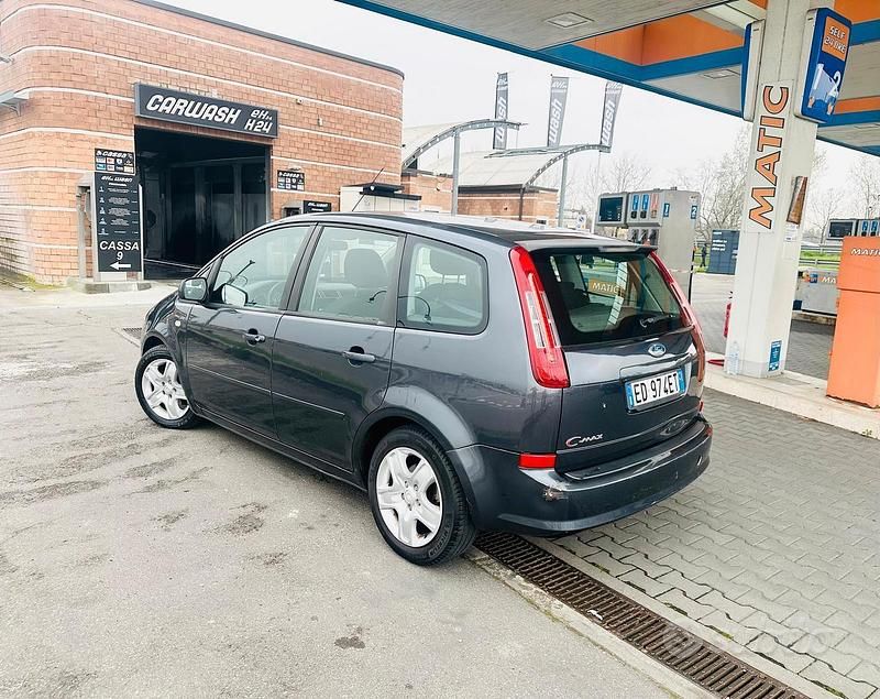 Usata Ford C-MAX Titanium 2010 Grigio Monovolume