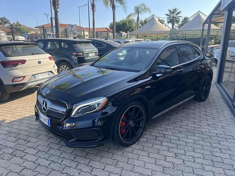 Nero Usata 2015 Mercedes CLA45 AMG AMG Tre volumi | 29.900 € (Buon prezzo) - Immagine 1/4