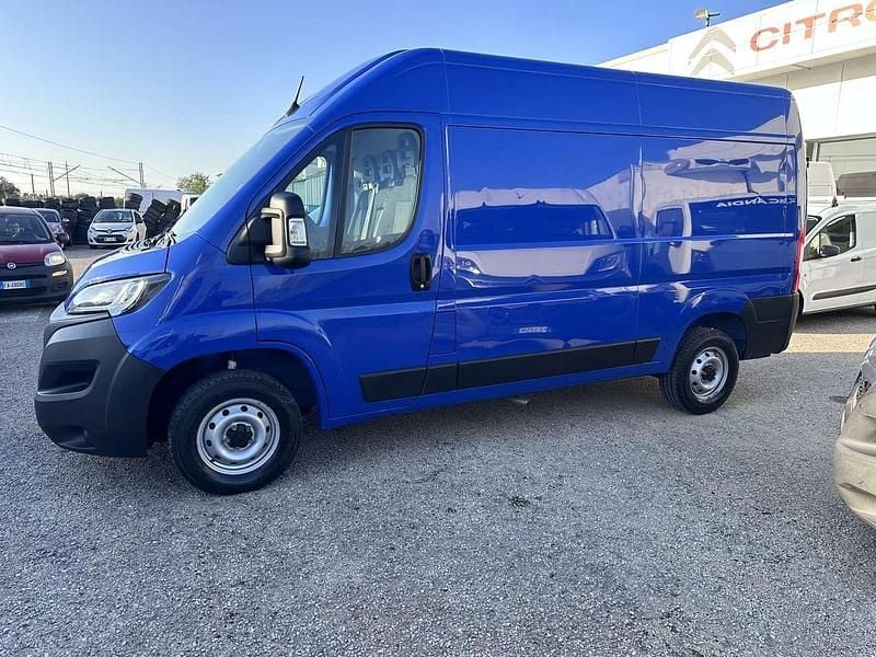 Usata Fiat Ducato 140 CV (102 kW) 2022 Blu/azzurro Furgone