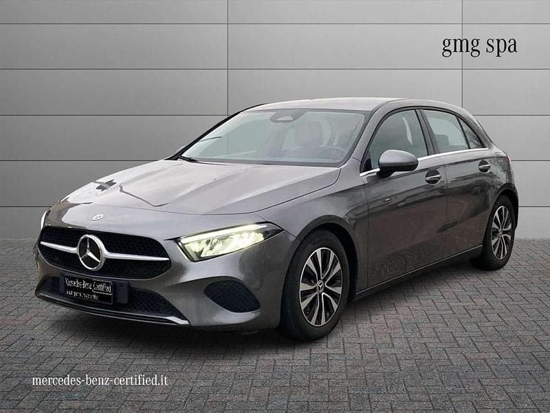 Grigio Usata 2025 Mercedes A180 Advanced Berlina | 31.490 € (Buon prezzo) - Immagine 1/4