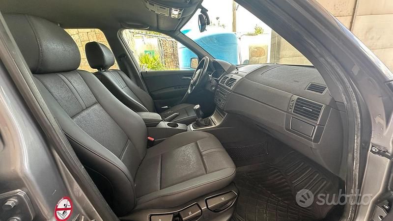 Usata BMW X3 150 CV (110 kW) 2004 Grigio SUV
