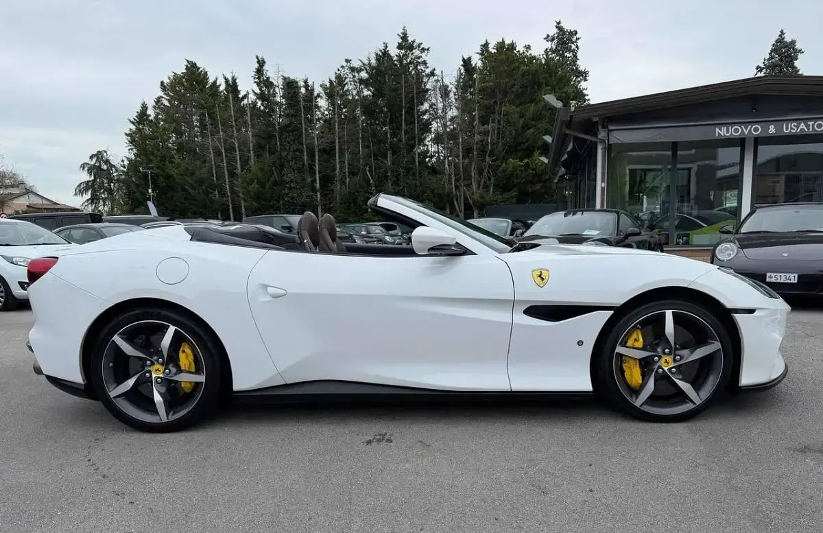 Usata Ferrari Portofino 620 CV (456 kW) 2022 Bianco Cabrio