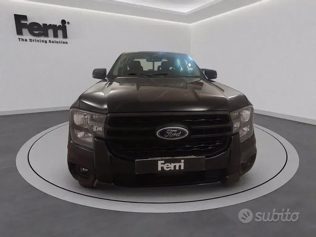 Usata Ford Ranger XLT 170 CV (125 kW) 2025 Nero Pick-up