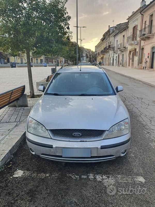 Usata Ford Mondeo S 131 CV (96 kW) 2003 Grigio Station wagon