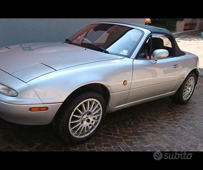 Usata Mazda MX5 90 CV (66 kW) 1997 Cabrio