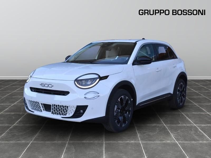 Bianco Nuova 2025 Fiat 600 La Prima SUV | 24.900 € - Immagine 1/4