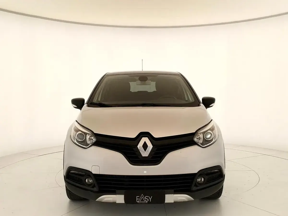 Usata Renault Captur Intens 90 CV (66 kW) 2017 Argento SUV