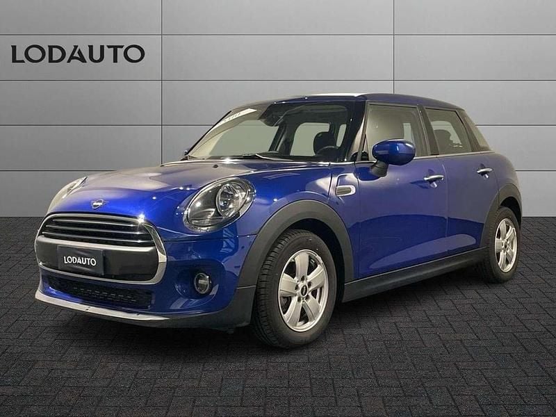 Usata Mini ONE 75 CV (55 kW) 2020 Blu/azzurro Utilitaria
