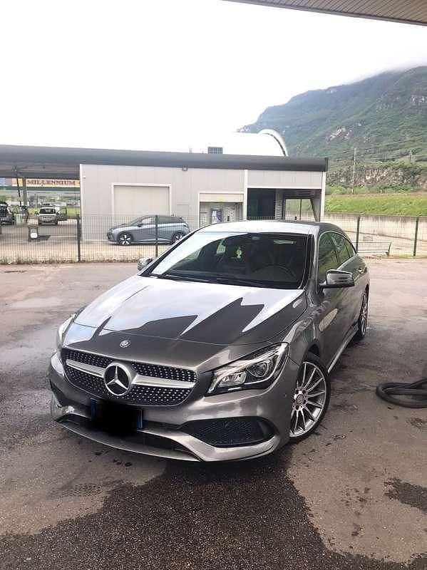 Usata Mercedes CLA220 Shooting Brake Premium 177 CV (130 kW) 2016 Grigio Station wagon
