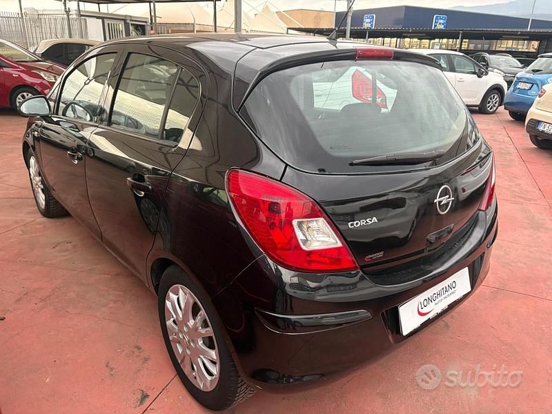 Usata Opel Corsa Enjoy 80 CV (58 kW) 2009 Nero Utilitaria