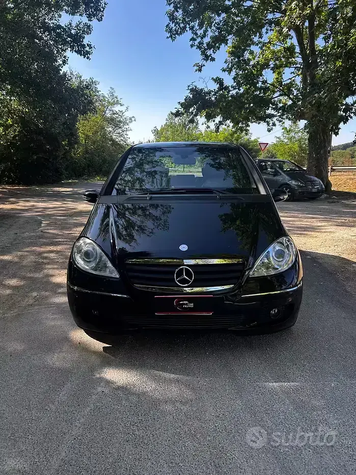 Usata Mercedes A180 Avantgarde 109 CV (80 kW) 2008 Grigio Berlina