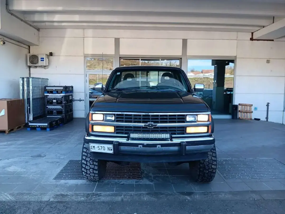 Usata Chevrolet Silverado 209 CV (153 kW) 1996 Nero