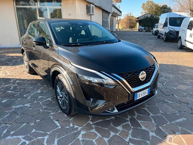 Usata Nissan Qashqai 157 CV (115 kW) 2022 Nero SUV
