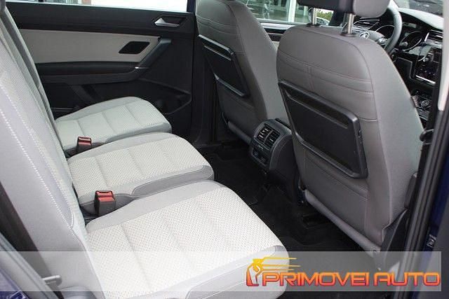 Usata VW Touran Comfortline 150 CV (110 kW) 2022 Blu/azzurro Monovolume