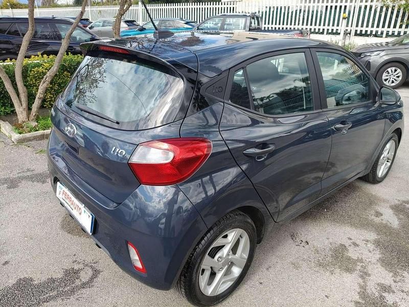 Usata Hyundai i10 67 CV (49 kW) 2023 Grigio Utilitaria