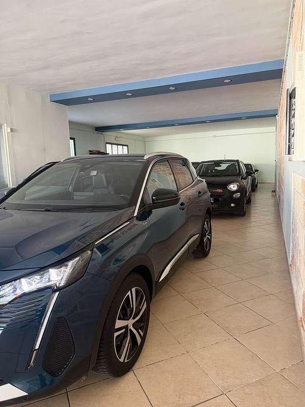 Usata Peugeot 3008 GT 131 CV (96 kW) 2024 Blu/azzurro SUV