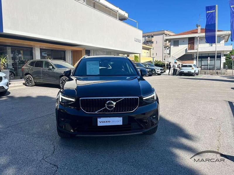 Usata Volvo XC40 Core 163 CV (119 kW) 2025 Nero SUV