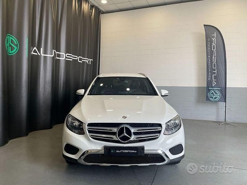 Usata Mercedes GLC220 170 CV (125 kW) 2015 Bianco SUV