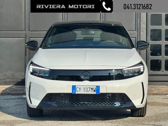 Usata Opel Corsa 101 CV (74 kW) 2025 Grigio Berlina