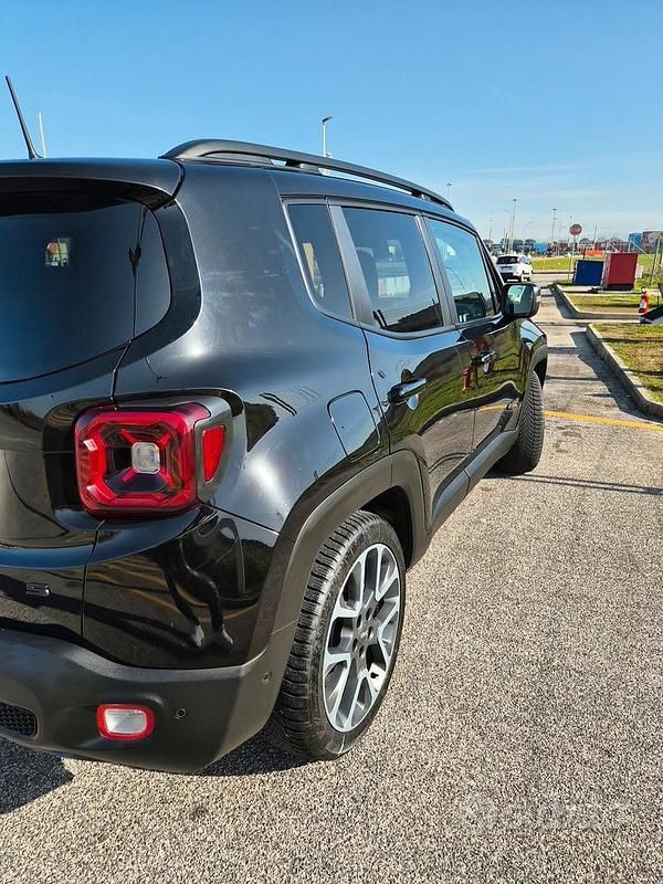 Usata Jeep Renegade 130 CV (95 kW) 2022 Nero SUV