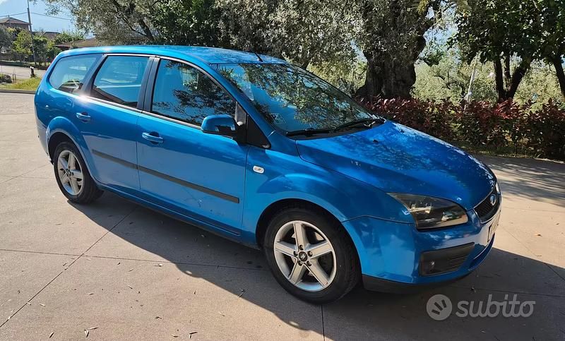 Usata Ford Focus Style 116 CV (85 kW) 2007 Blu Station wagon