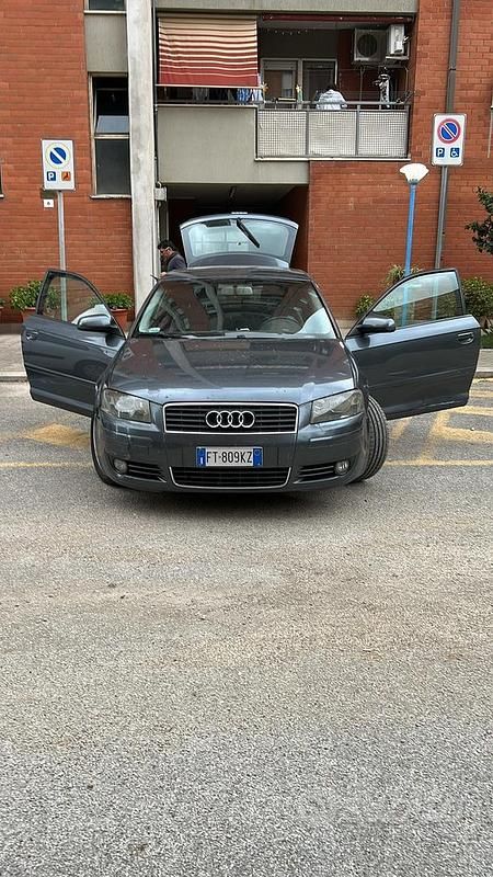 Usata Audi A3 140 CV (102 kW) 2004 Grigio Utilitaria