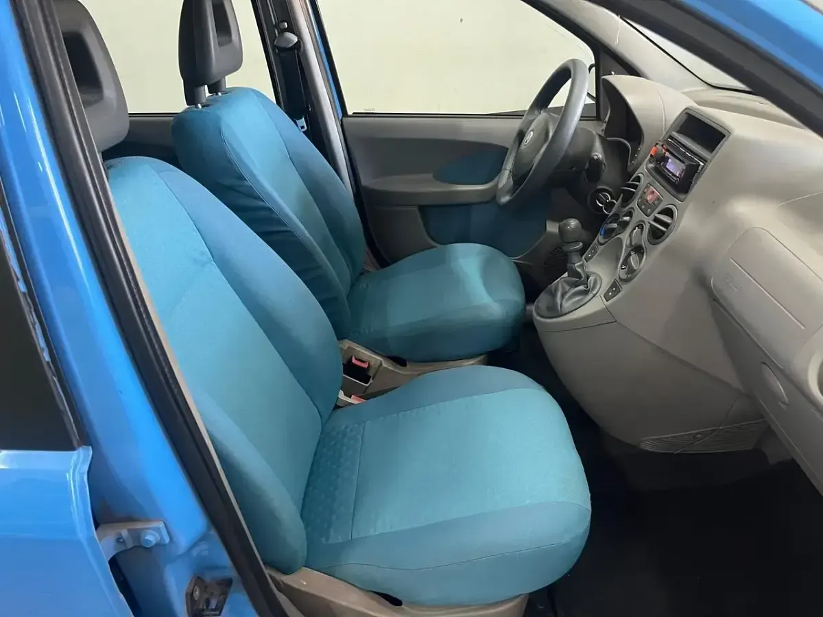 Usata Fiat Panda Dynamic 69 CV (50 kW) 2005 Blu Utilitaria