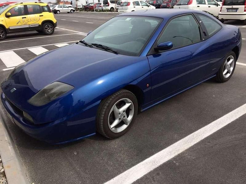 Usata Fiat Coupé 131 CV (96 kW) 2000 Blu/azzurro Coupé