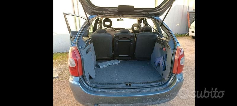 Usata Citroën Xsara 90 CV (66 kW) 2007 Grigio Monovolume