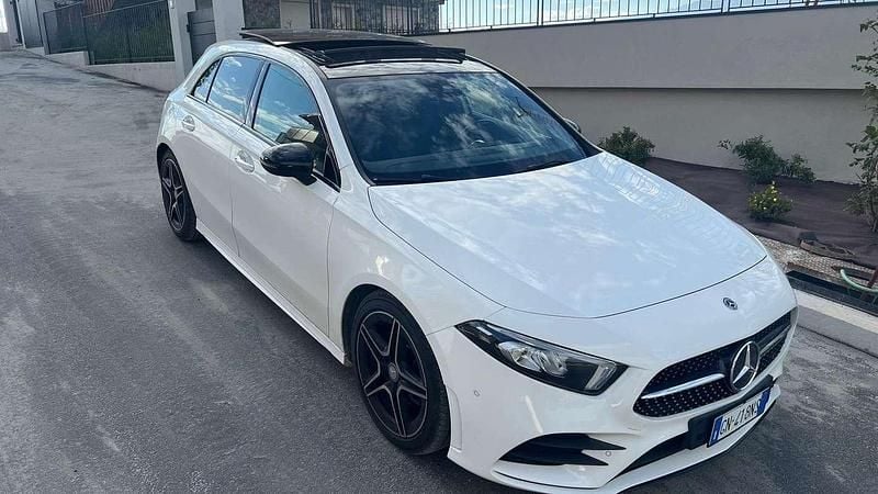 Usata Mercedes A200 Business 163 CV (119 kW) 2018 Berlina