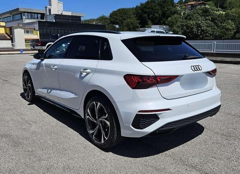 Usata Audi A3 S-Line 245 CV (180 kW) 2023 Bianco Berlina