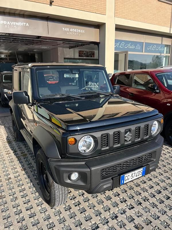 Second-hand Suzuki Jimny 101 CP (74 kW) 2021 Negru SUV