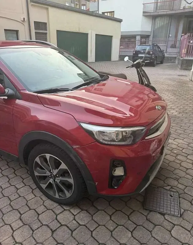 Usata Kia Stonic Urban 120 CV (88 kW) 2017 Rosso SUV