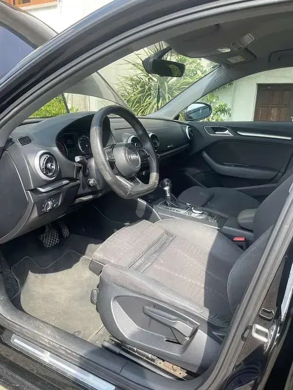 Usata Audi A3 Business 116 CV (85 kW) 2018 Nero Berlina