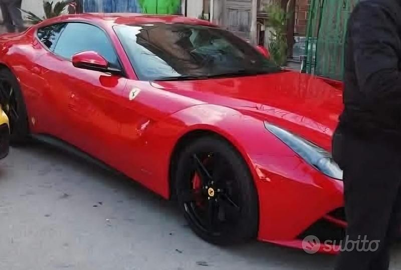 Usata Ferrari F12 2013 Rosso Coupé