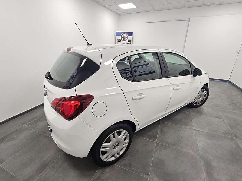 Usata Opel Corsa 90 CV (66 kW) 2016 Bianco Berlina