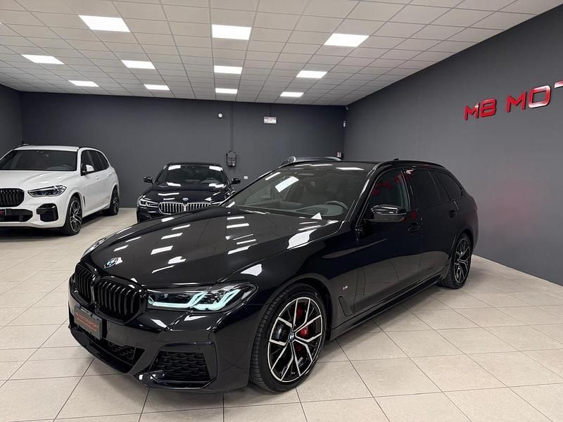 Usata BMW 520 M Sport 190 CV (139 kW) 2023 Nero Station wagon