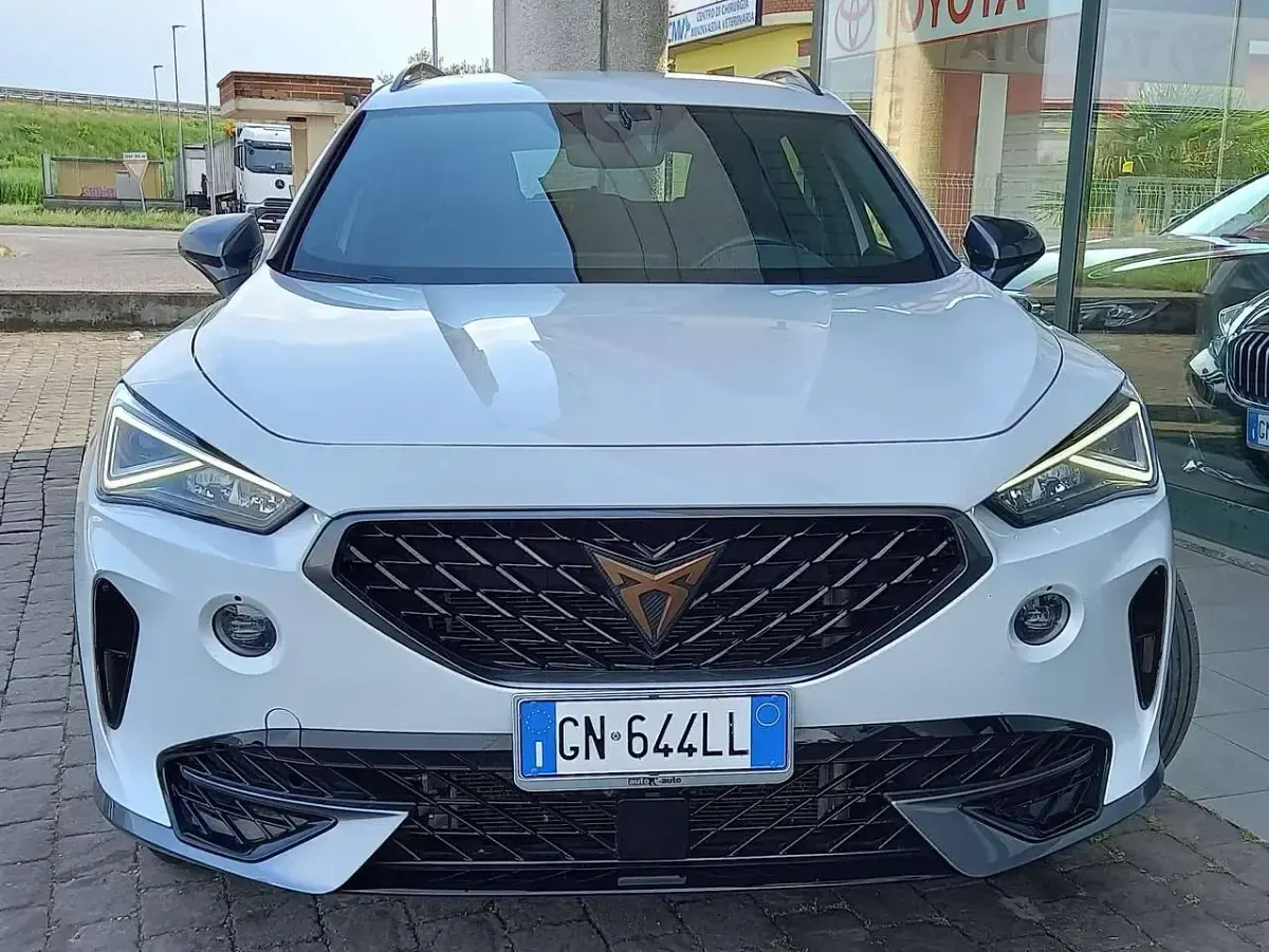 Usata Cupra Formentor 150 CV (110 kW) 2023 Argento urban SUV