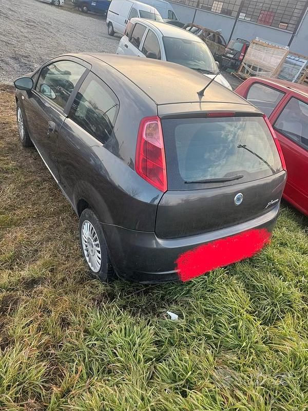 Usata Fiat Grande Punto 2007 Grigio Utilitaria