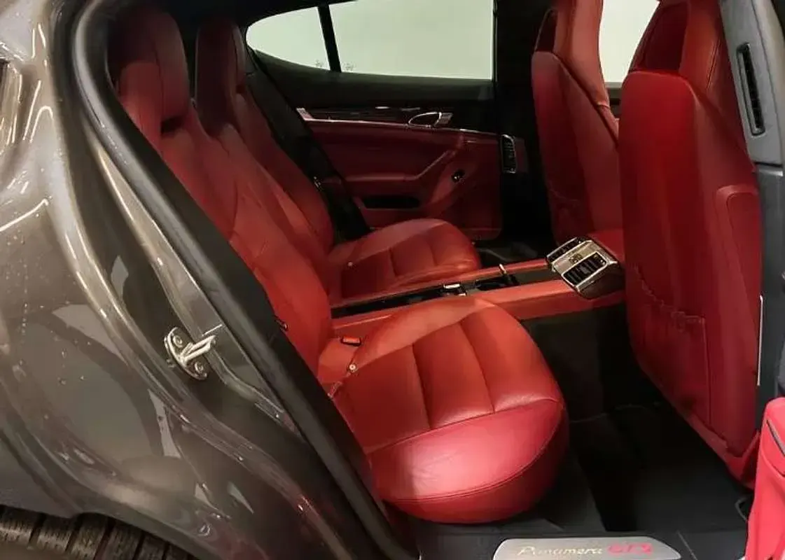Usata Porsche Panamera 441 CV (324 kW) 2015 Grigio Utilitaria
