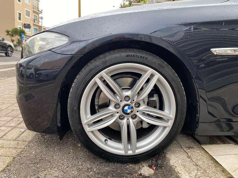 Usata BMW 520 184 CV (135 kW) 2011 Nero Station wagon