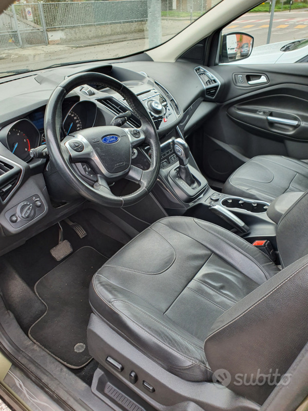 Usato 2015 Ford Kuga 2.0 Diesel 163 CV (13.000 €)