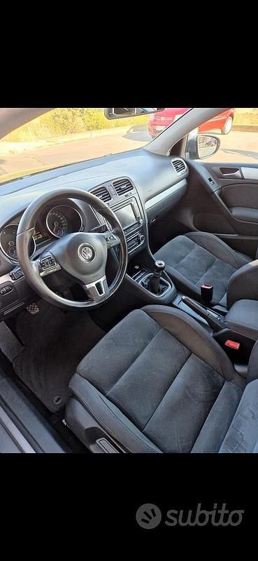 Usata VW Golf VI 140 CV (102 kW) 2010 Grigio Utilitaria
