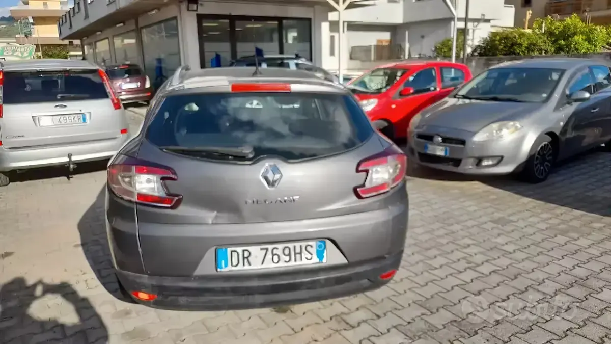 Usata Renault Mégane GT Line GT-Line 130 CV (95 kW) 2011 Nero Berlina
